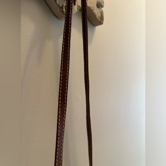 Handwoven Round Rattan Crossbody Shoulder
Real Leather Strap - Picture 6 of 7